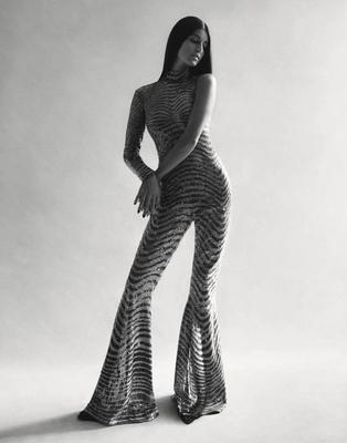 Click to view full size image
==============
Style_Magazine_28229.jpg Style_Magazine_28229.jpg