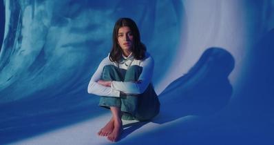Anya_Chalotra_reads_from__What_I27d_Rather_Not_Think_About____The_Booker_Prize_045.jpg