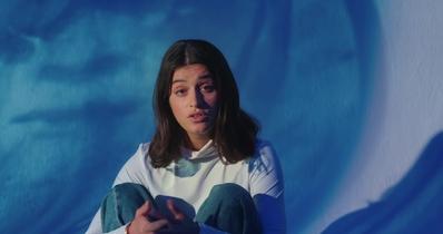 Anya_Chalotra_reads_from__What_I27d_Rather_Not_Think_About____The_Booker_Prize_067.jpg