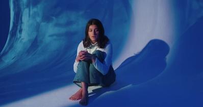 Anya_Chalotra_reads_from__What_I27d_Rather_Not_Think_About____The_Booker_Prize_080.jpg