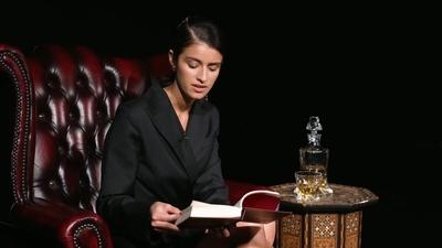 Click to view full size image
==============
Yennefer_Reads_The_Witcher_28feat__Anya_Chalotra29_049.jpg Yennefer_Reads_The_Witcher_28feat__Anya_Chalotra29_049.jpg