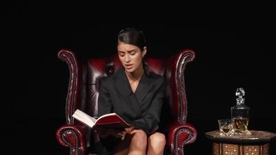 Yennefer_Reads_The_Witcher_28feat__Anya_Chalotra29_133.jpg
