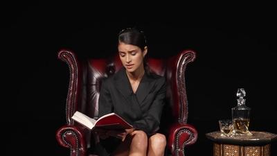 Yennefer_Reads_The_Witcher_28feat__Anya_Chalotra29_134.jpg
